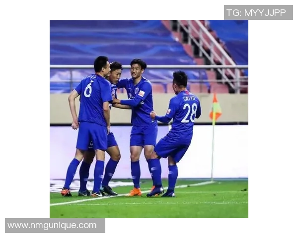 深圳队与大连一方的较量:谁能在这场对决中笑到最后